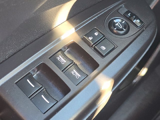 Used 2018 Acura RDX w/ Advance Package FWD image 25