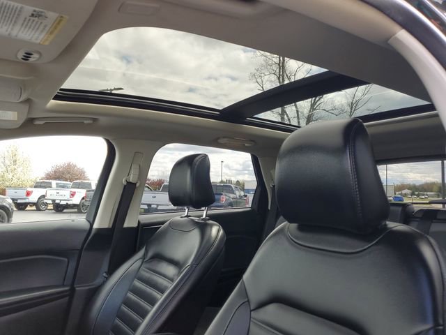 Certified 2022 Ford Edge SEL w/ Convenience Package AWD/4WD image 10