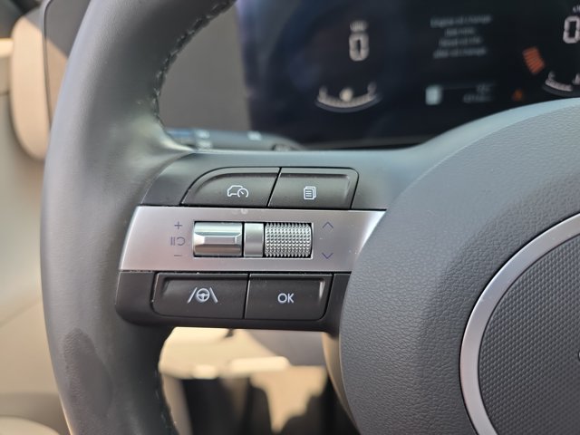 Used 2024 Hyundai Kona SEL FWD image 19