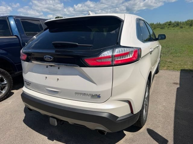 Certified 2019 Ford Edge Titanium w/ Equipment Group 301A AWD/4WD image 11