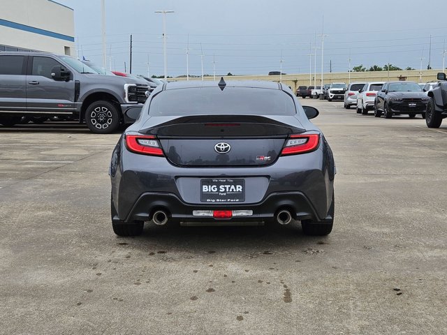Used 2025 Toyota GR86 Premium RWD image 4