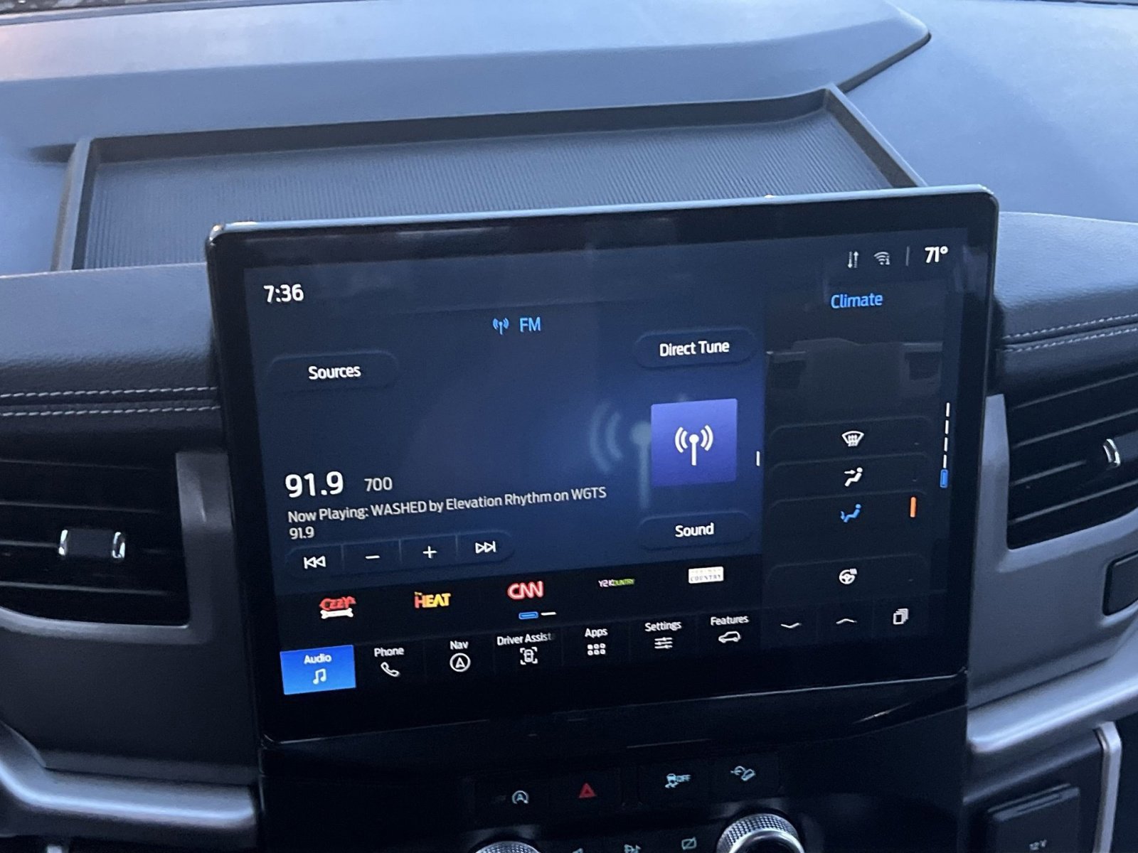 Certified 2024 Ford Expedition XLT image 18