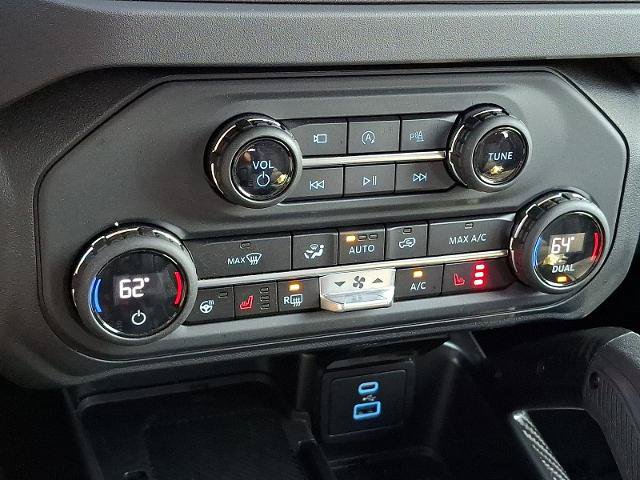 Certified 2025 Ford Bronco Raptor w/ Interior Carbon Fiber Pack AWD/4WD image 15