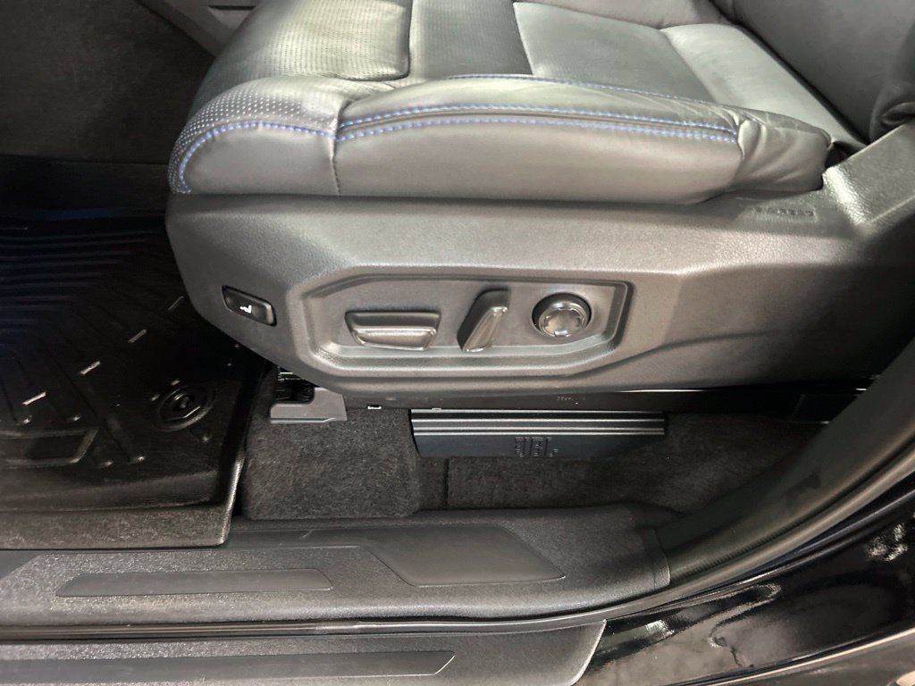 Used 2024 Toyota Sequoia Platinum AWD/4WD image 11