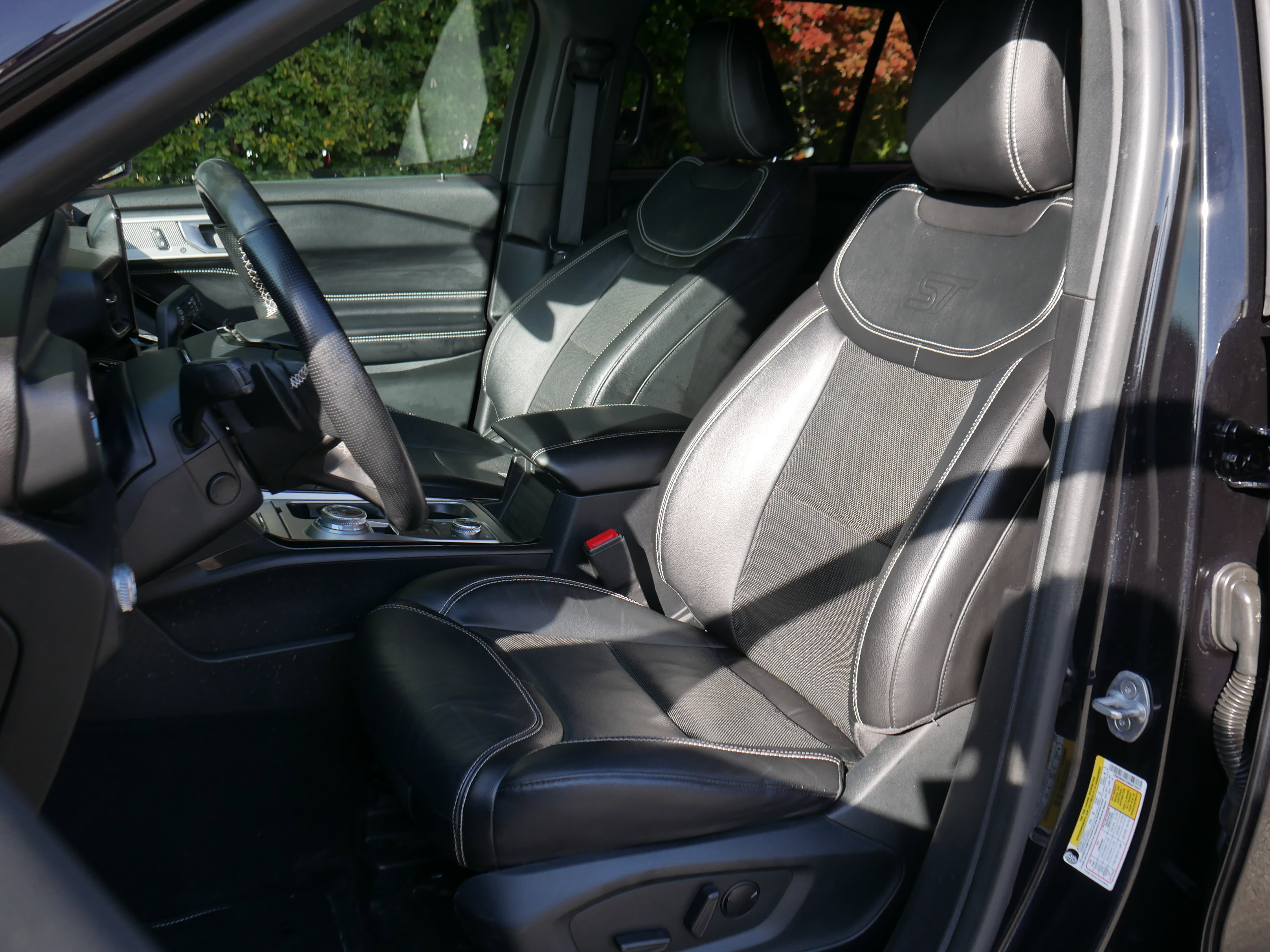 Certified 2021 Ford Explorer ST image 34