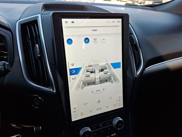 Certified 2022 Ford Edge ST w/ Equipment Group 401A image 18