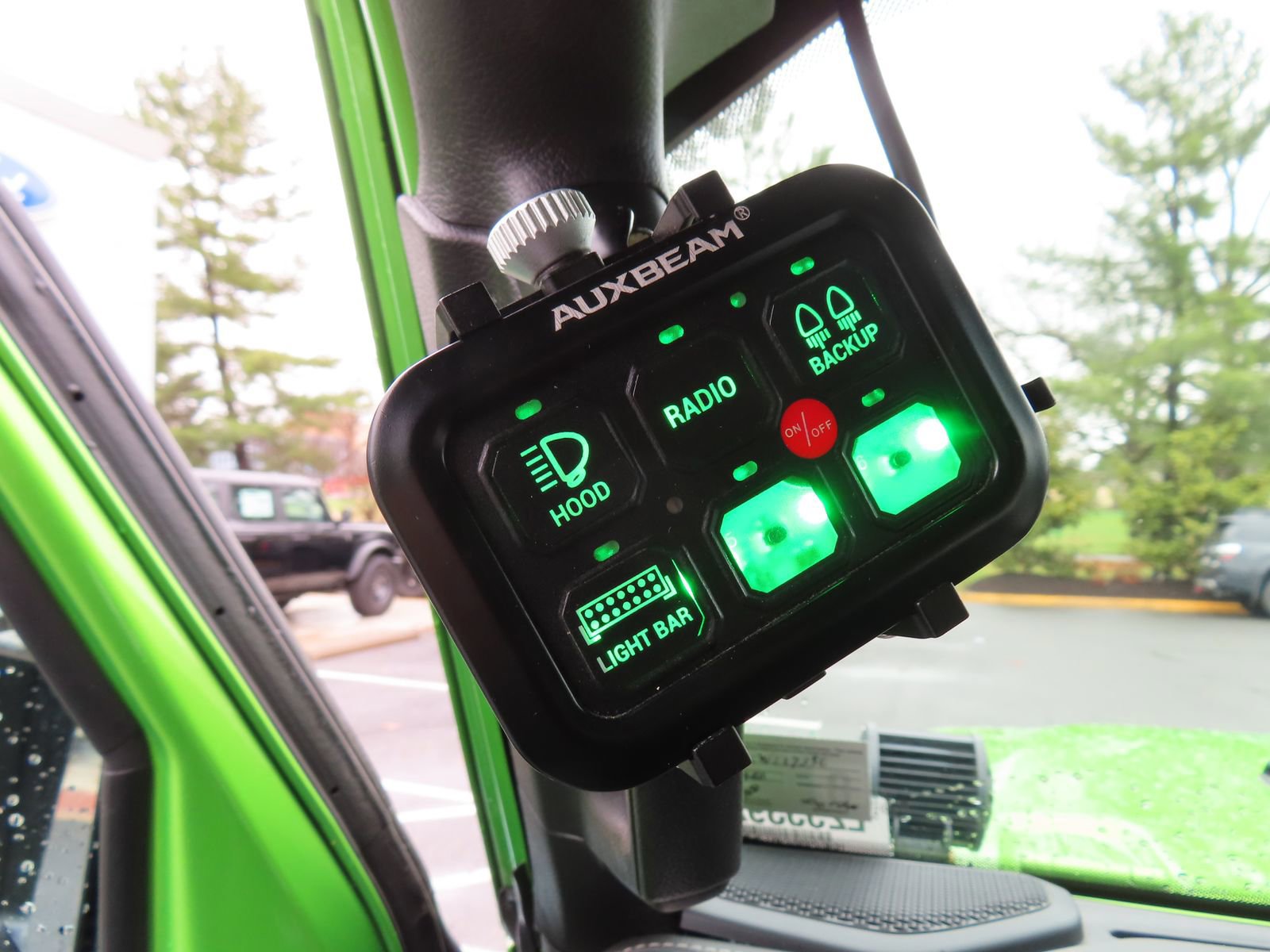 Used 2019 Jeep Wrangler Unlimited Sahara image 26