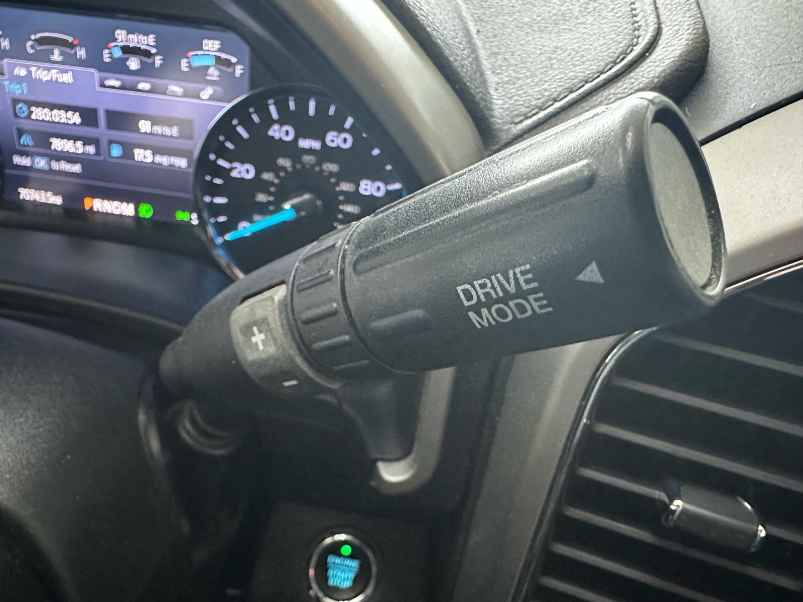 Certified 2021 Ford F250 Lariat w/ Tremor Off-Road Package image 35