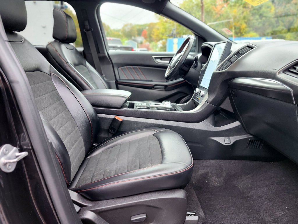 Certified 2023 Ford Edge ST-Line AWD/4WD image 11