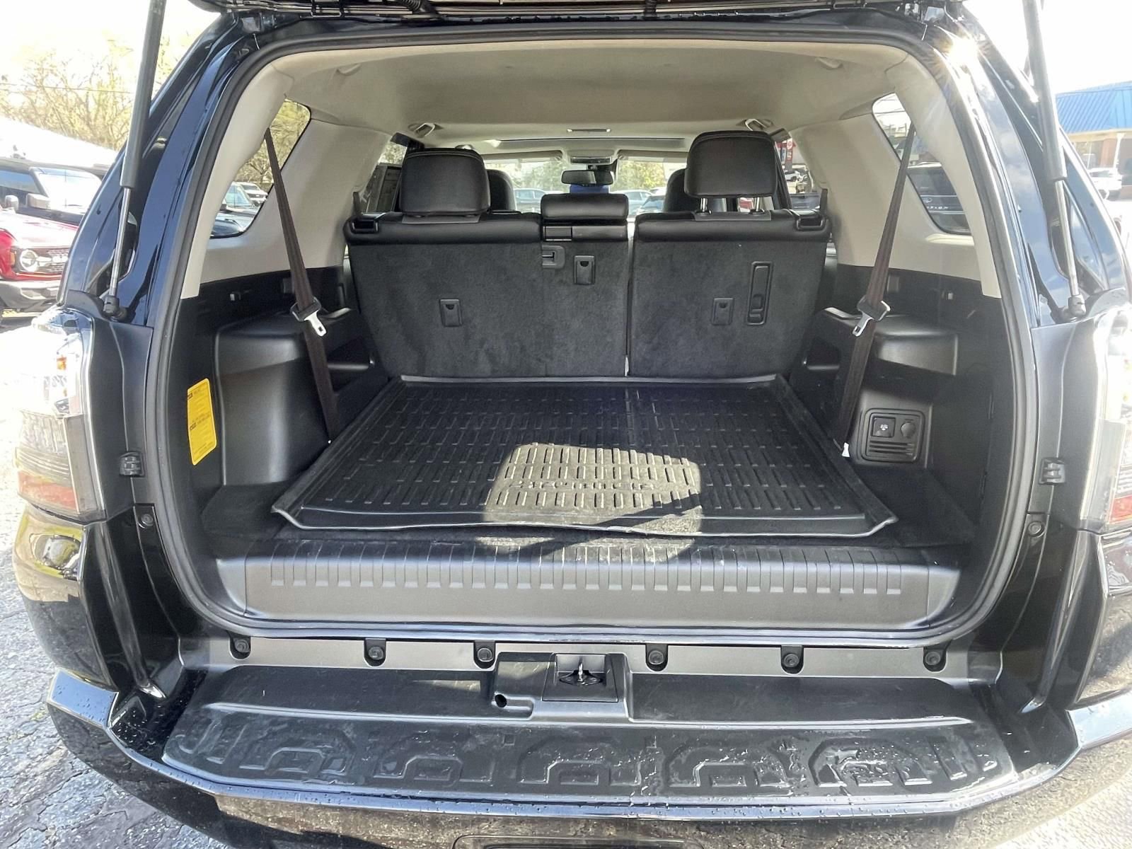 Used 2023 Toyota 4Runner SR5 Premium w/ Moonroof Package image 9