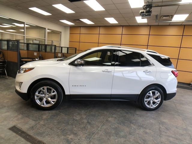 Used 2020 Chevrolet Equinox Premier image 2