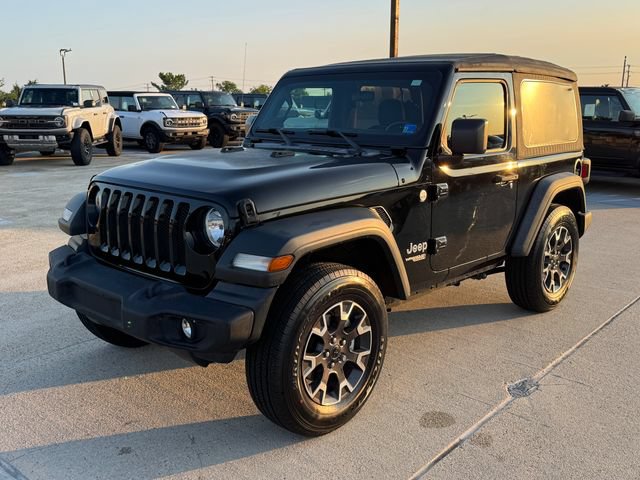 Used 2018 Jeep Wrangler Sport AWD/4WD image 9