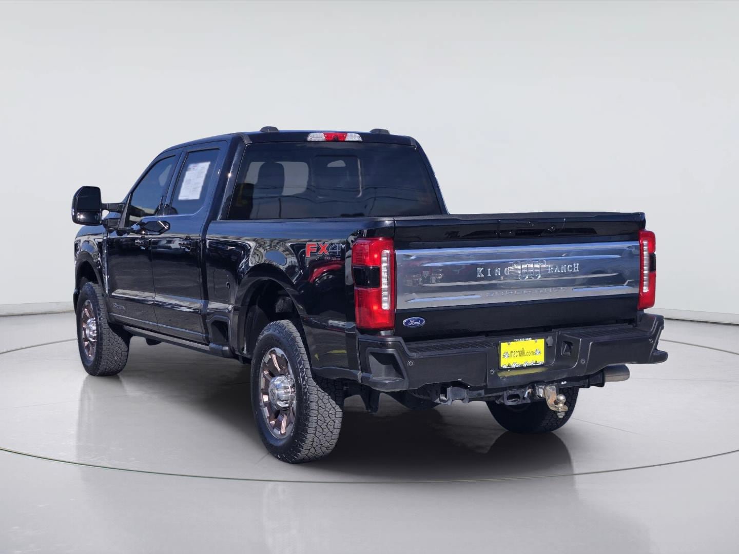 Certified 2024 Ford F350 King Ranch w/ FX4 Off-Road Package AWD/4WD image 6
