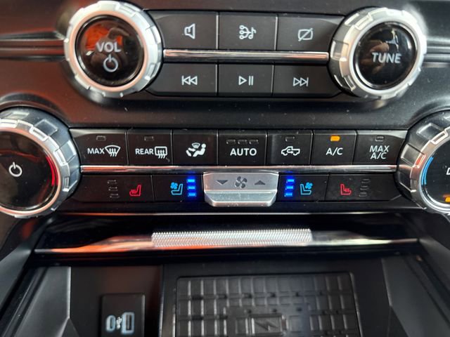 Certified 2023 Ford F150 Platinum w/ Equipment Group 701A High AWD/4WD image 28