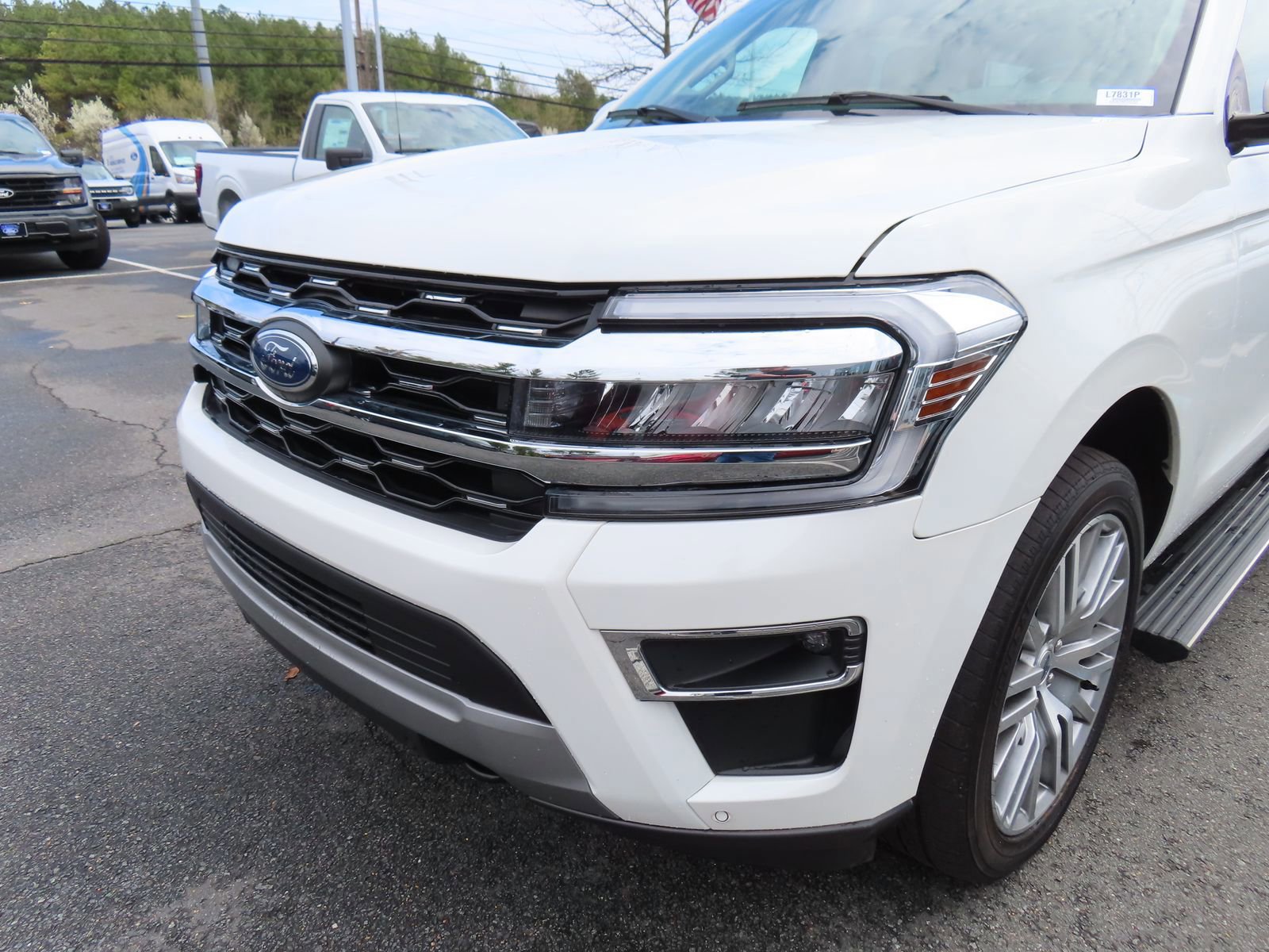 Certified 2023 Ford Expedition Max Limited AWD/4WD image 2
