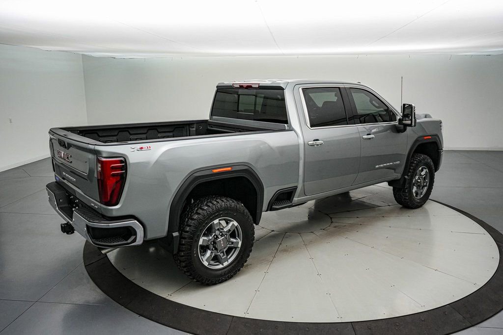Used 2025 GMC Sierra 2500 SLT w/ SLT Premium Package image 5