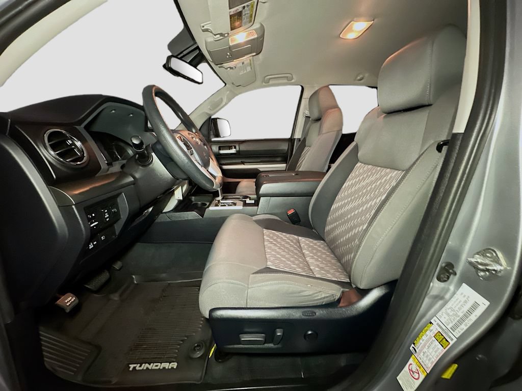 Used 2018 Toyota Tundra SR5 w/ TRD Off Road Package AWD/4WD image 20
