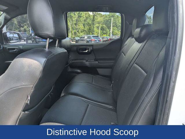 Used 2019 Toyota Tacoma TRD Sport AWD/4WD image 10