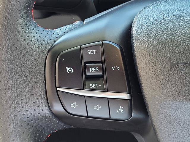 Certified 2025 Ford Escape ST-Line Select AWD/4WD image 31