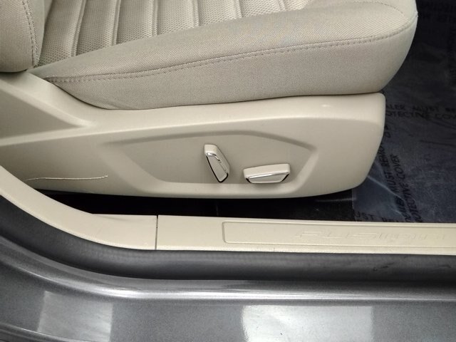 Certified 2019 Ford Fusion SE FWD image 27