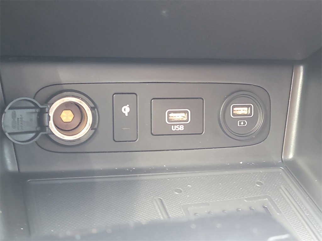 Used 2023 Hyundai Sonata SEL w/ Cargo Package image 23