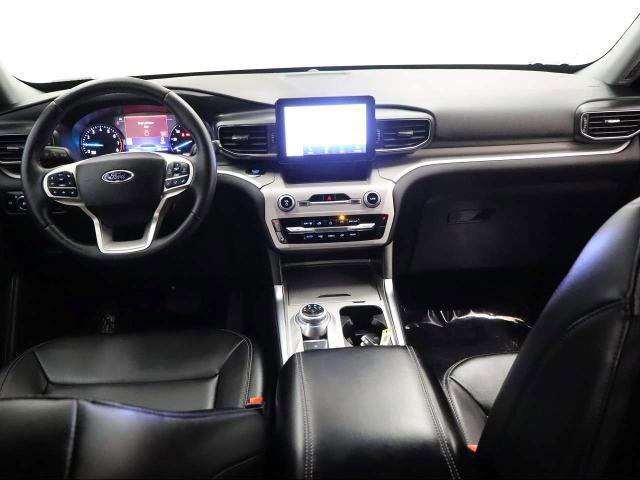 Certified 2023 Ford Explorer XLT w/ Equipment Group 202A image 20