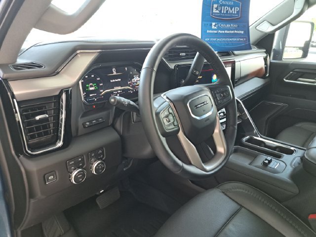 Used 2025 GMC Sierra 2500 Denali w/ Max Trailering Package AWD/4WD image 9