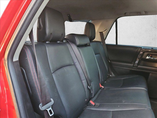 Used 2019 Toyota 4Runner TRD Off-Road Premium AWD/4WD image 17