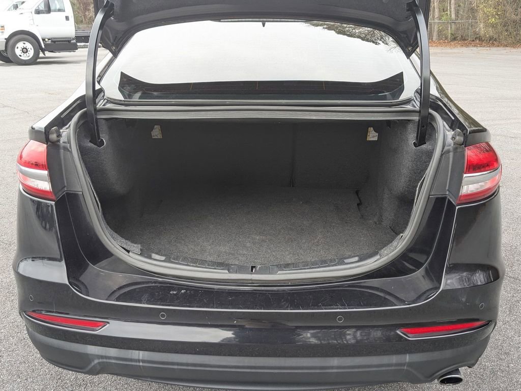 Certified 2019 Ford Fusion SE w/ Equipment Group 151A image 11