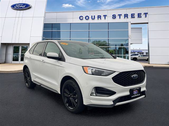 Certified 2024 Ford Edge ST-Line AWD/4WD image 3