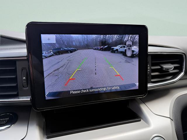 Certified 2022 Ford Explorer XLT w/ Equipment Group 202A AWD/4WD image 14