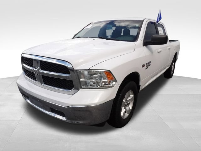Used 2019 RAM 1500 Classic SLT AWD/4WD image 3