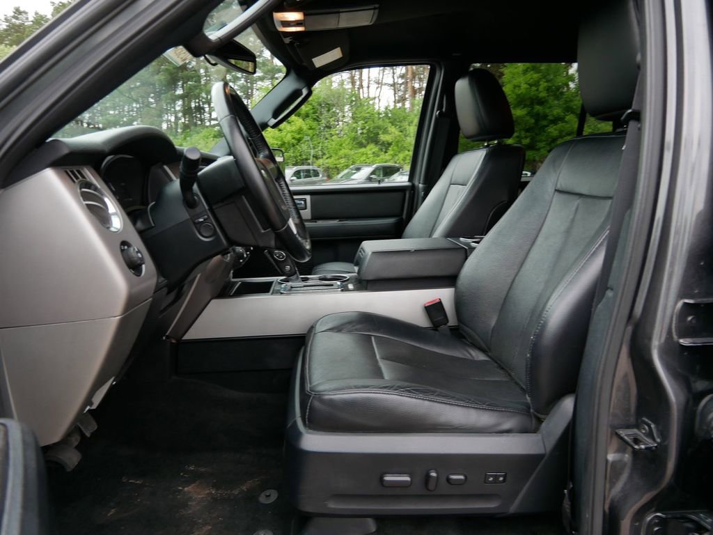 Certified 2017 Ford Expedition Limited AWD/4WD image 16