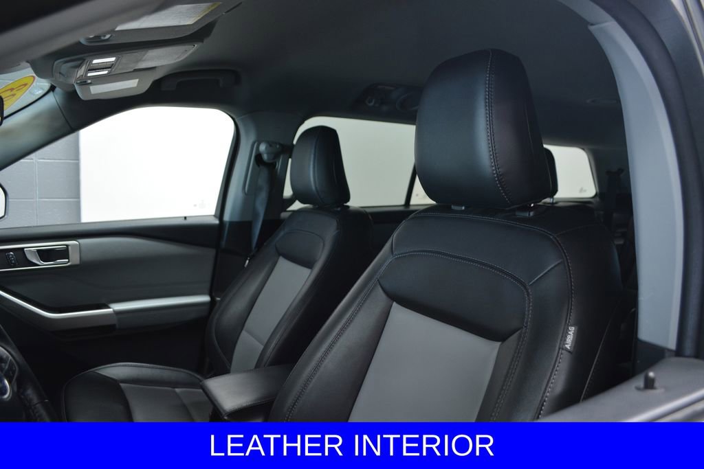 Certified 2023 Ford Explorer XLT w/ Equipment Group 202A AWD/4WD image 9
