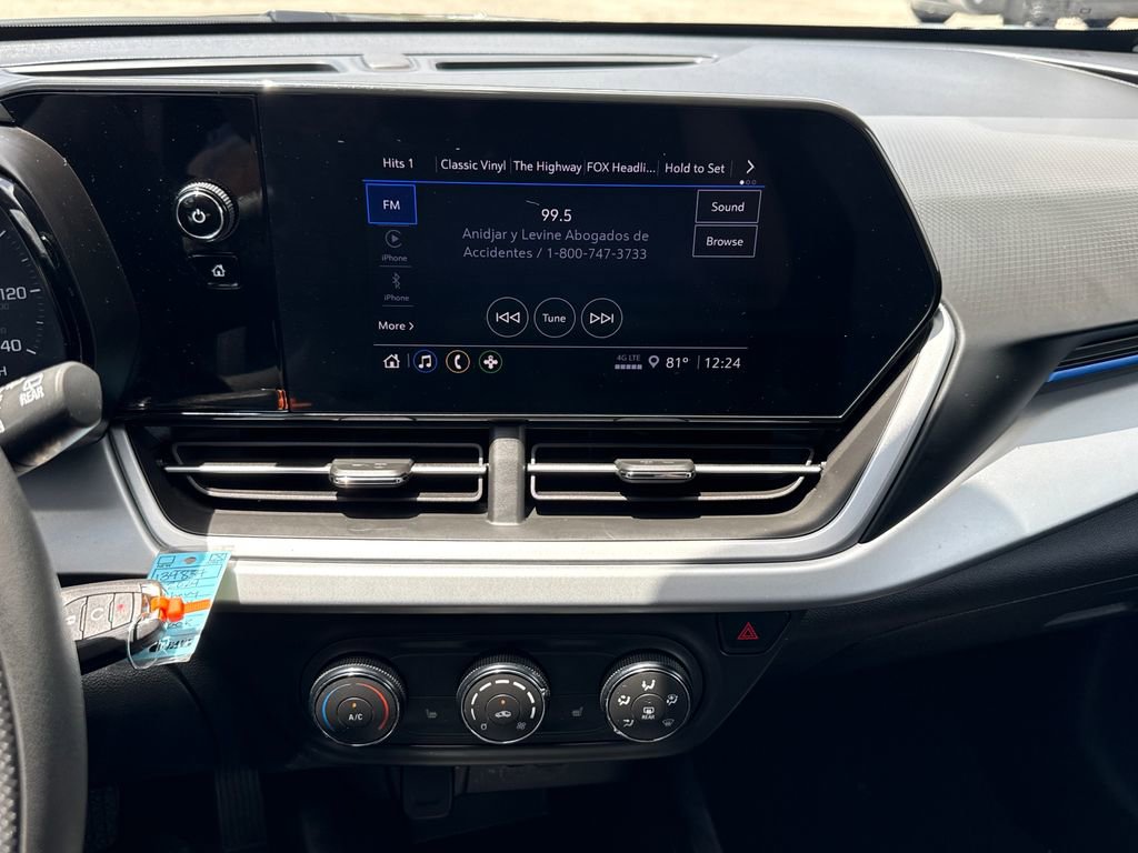 Used 2024 Chevrolet Trax LS w/ LS Convenience Package FWD image 18