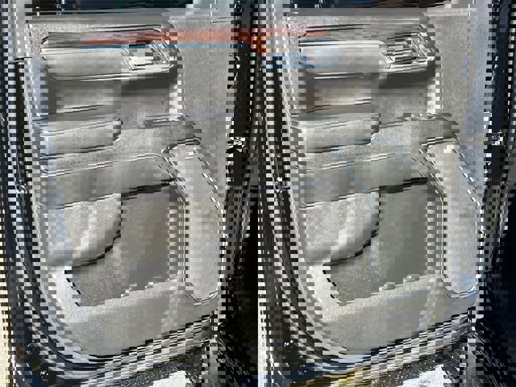 Used 2024 GMC Sierra 1500 SLT w/ SLT Premium Plus Package image 12