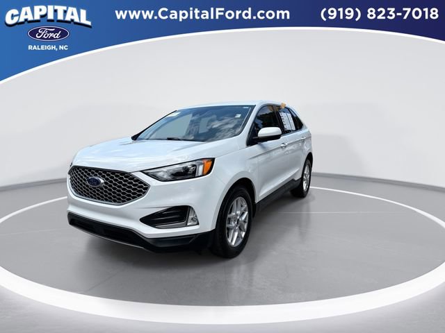 Certified 2023 Ford Edge SEL w/ Convenience Package AWD/4WD image 4