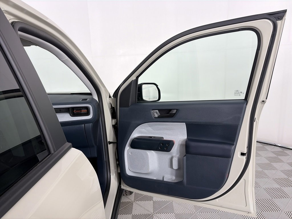 Certified 2024 Ford Maverick XLT w/ XLT Luxury Package image 29