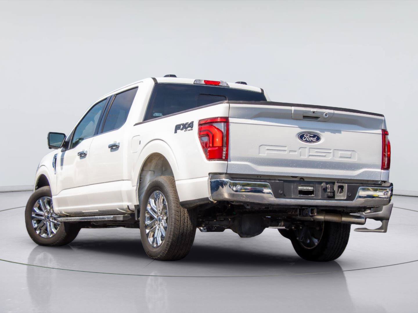 Certified 2025 Ford F150 Lariat w/ Equipment Group 501A Mid AWD/4WD image 3