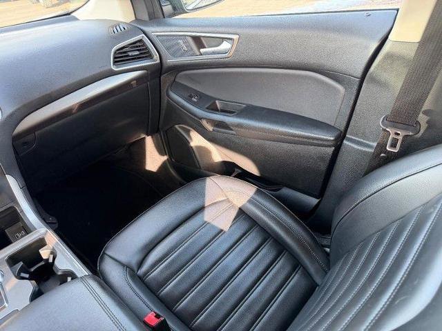 Certified 2024 Ford Edge SEL image 17