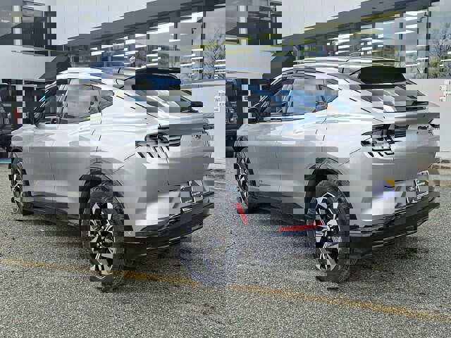 Certified 2021 Ford Mustang Mach-E Premium image 5
