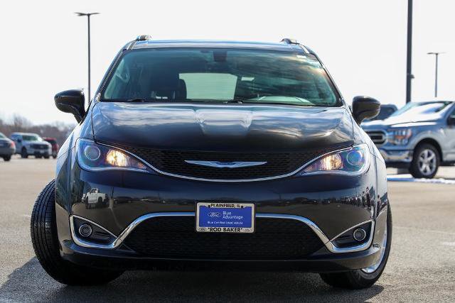 Used 2018 Chrysler Pacifica Touring-L Plus w/ Tire & Wheel Group image 11