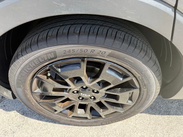 Used 2022 Kia Telluride EX w/ EX Premium Package AWD/4WD image 24