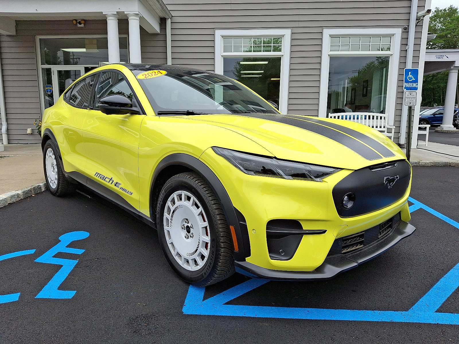 Certified 2024 Ford Mustang Mach-E GT image 7