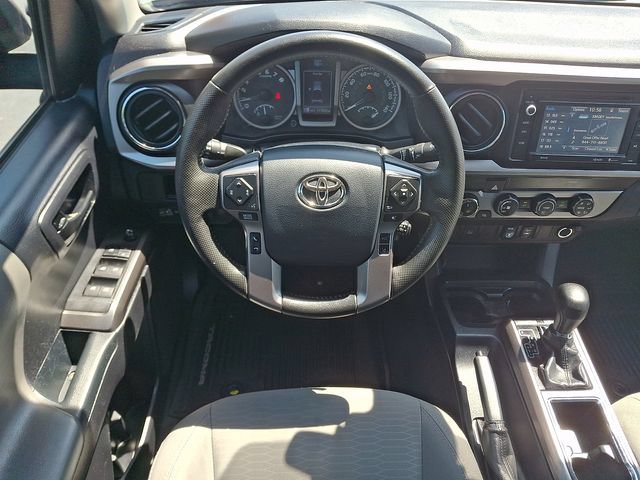 Used 2019 Toyota Tacoma SR5 AWD/4WD image 12