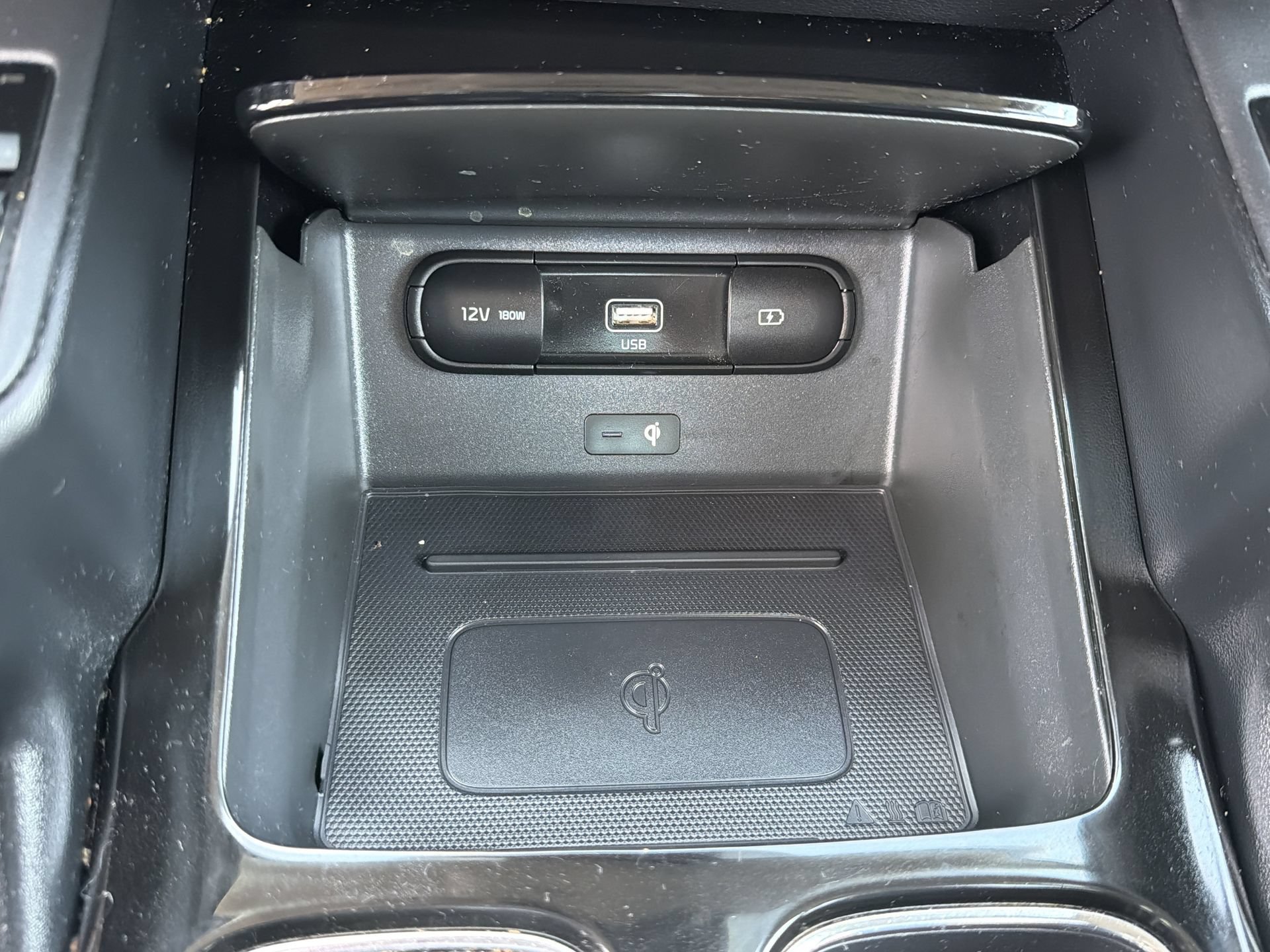 Used 2022 Kia Telluride SX w/ SX Prestige Package AWD/4WD image 12