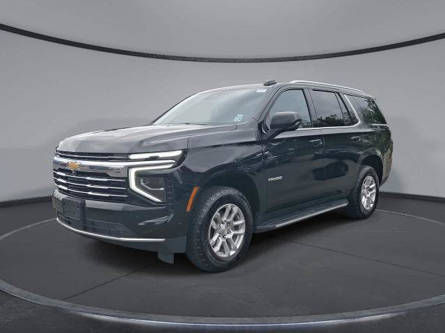 Used 2025 Chevrolet Tahoe LT AWD/4WD image 1