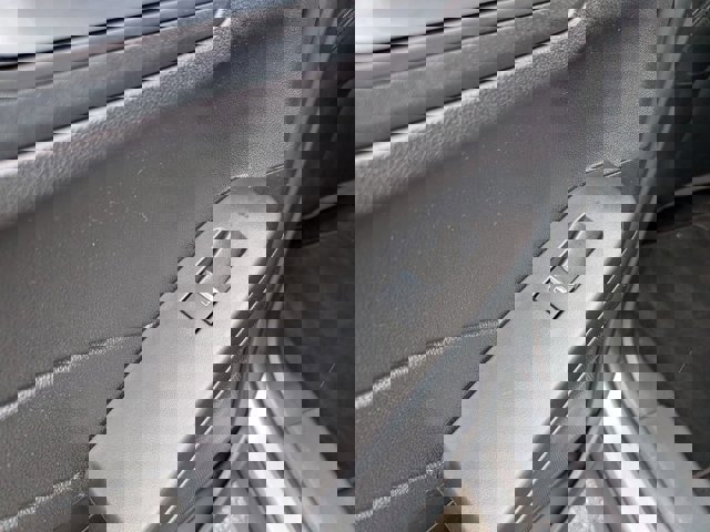 Certified 2024 Ford Escape ST-Line w/ Tech Pack #1 image 28