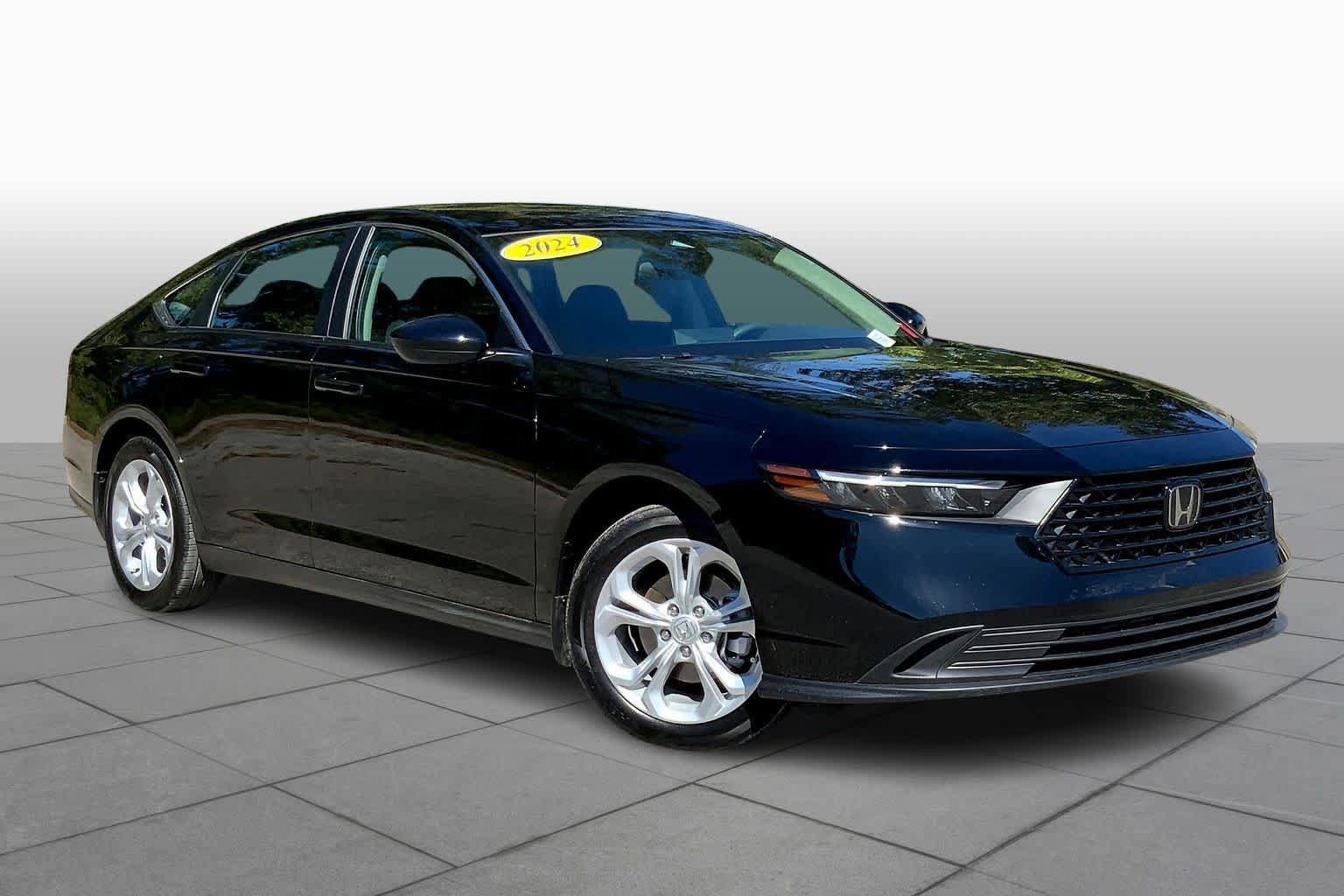 Used 2024 Honda Accord LX image 3