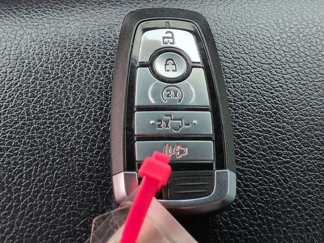 Certified 2022 Ford F250 Lariat w/ Lariat Ultimate Package image 39